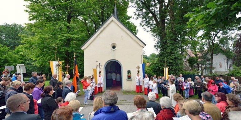 150 Jahre Bittgang zur Emmeramskapelle in Oberföhring